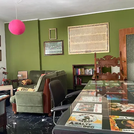 Modern & Vintage Experience Apartment