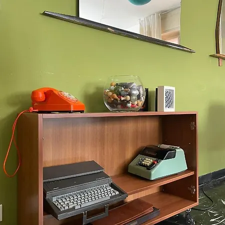 Modern & Vintage Experience *